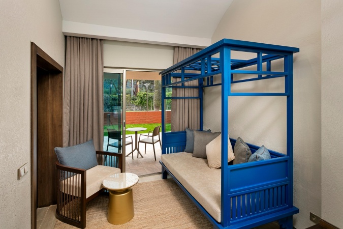 Family Pool House Ground Floor