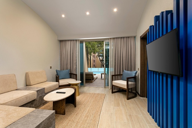 Family Pool Houses Ground Floor